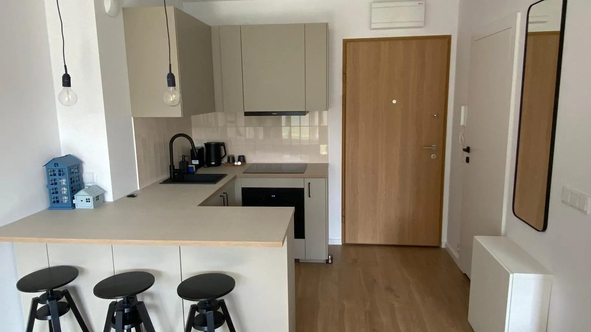 Bluehouse Apartment Warsaw 0*,